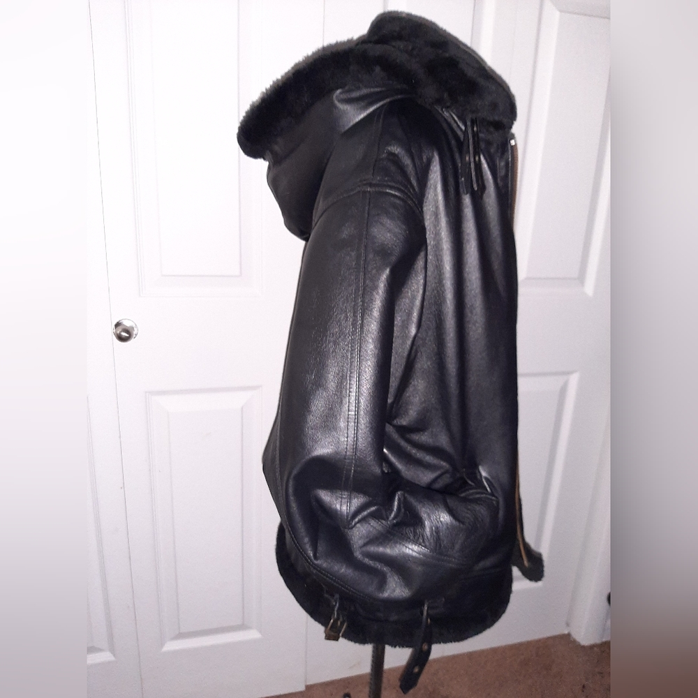 100% Geniune Shearling Leather - Picture 11 of 13